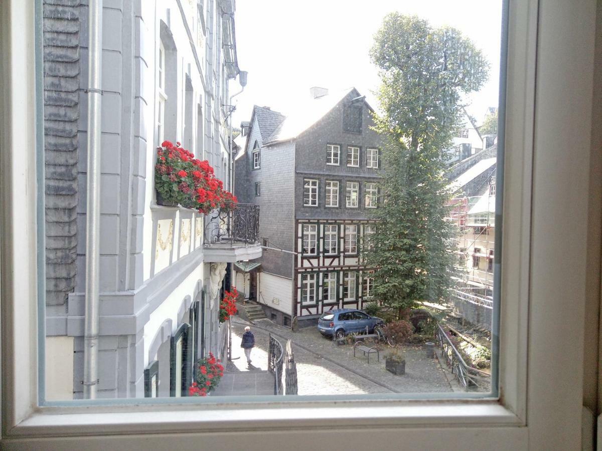 Vikaro * Monschau